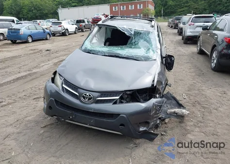 2015 Toyota Rav4 Xle from USA, damaged, VIN 2T3RFREV0FW236490